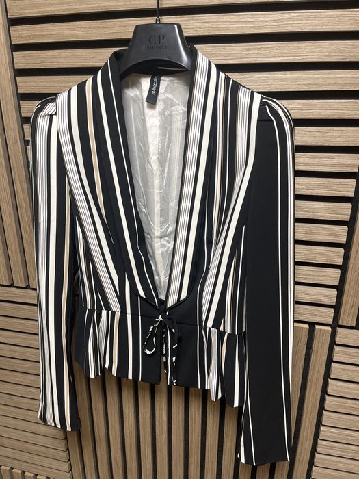 Marc Cain : Дамско елегантно сако размер - N 2 / M Оригинал