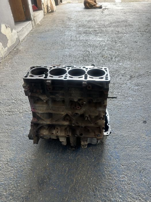 Bloc motor gol 2.0tdi cba cbb cega passat b6 cc tiguan golf 6 skoda a3