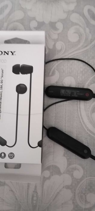 Продам наушник Sony оригинал