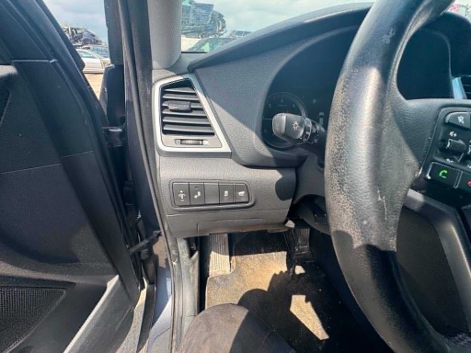 hyundai tucson 2.0 crdi 4x4 на части кожа панорама автомат хюндай туксон  мъртва зона