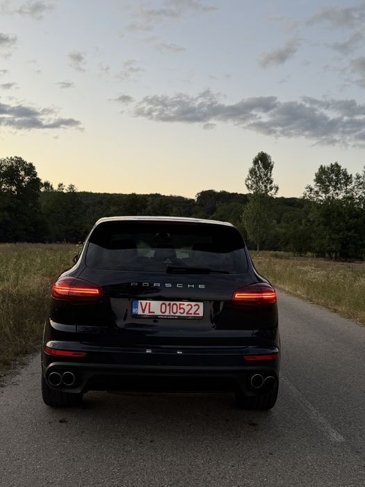 PORSCHE Cayenne 2015 — imagine 2