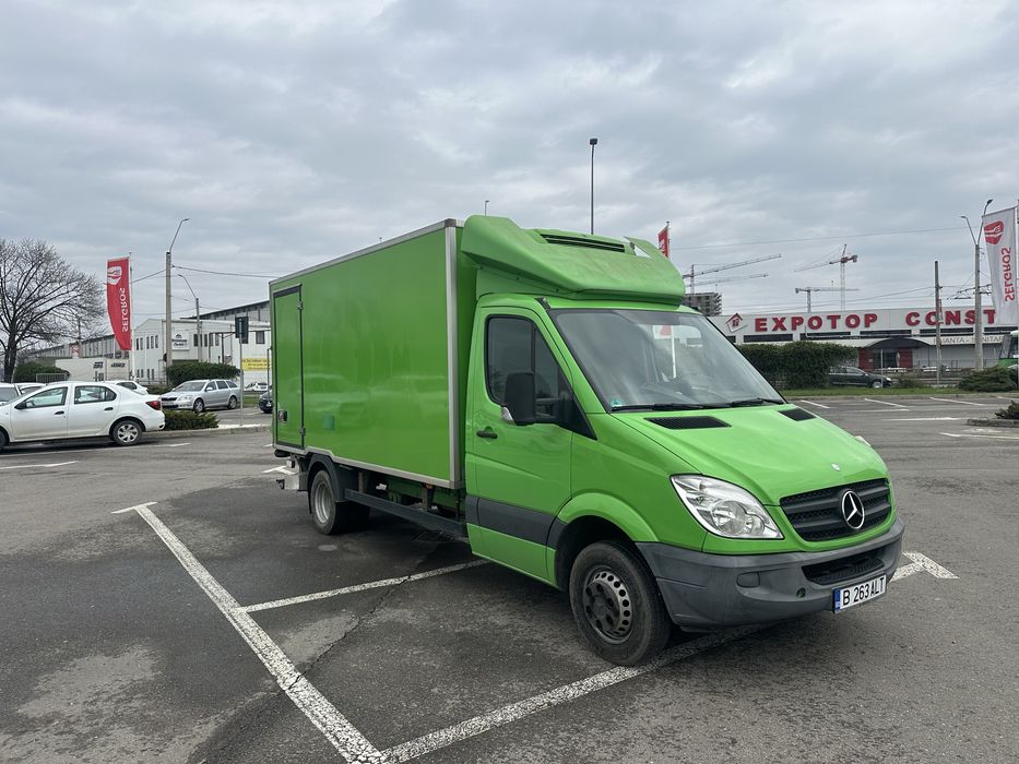 Mercedes Sprinter 516 frigorific cu lift