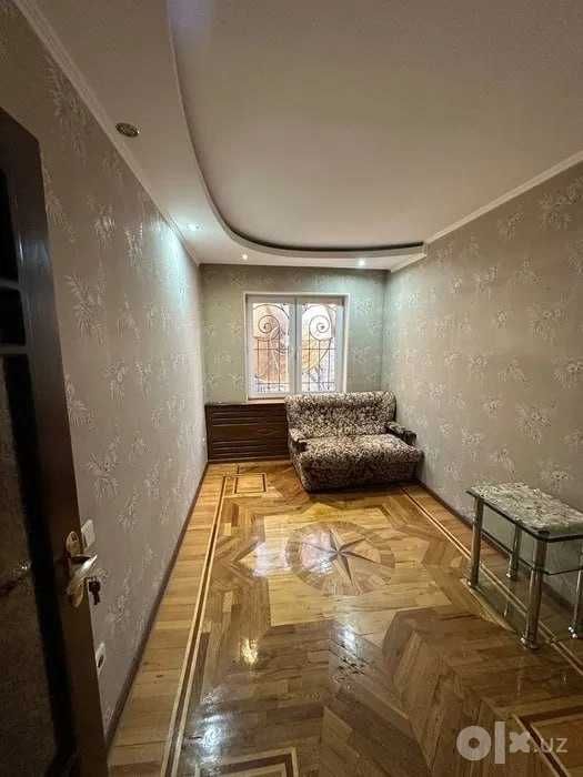 Сарабустон у метро Космонавтов — 4 комнаты, 80 м²`