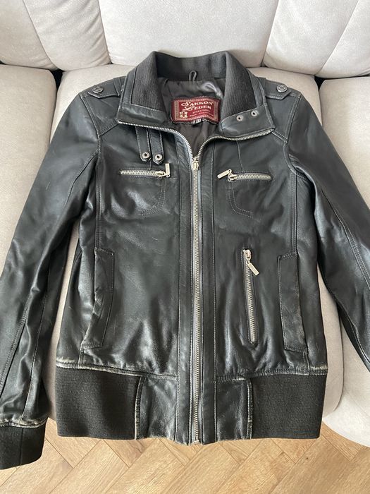 Кожаная куртка женская