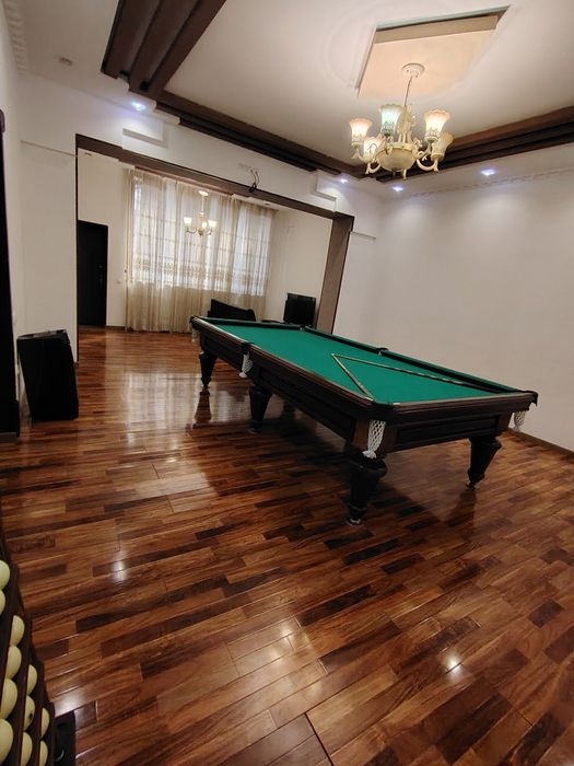 Dacha.Wayt.Hause.Oila.Ulfatlar uchun.Bez makler