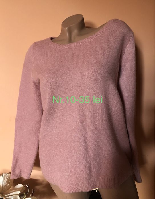 Bluza inflorata cu maneci bufante