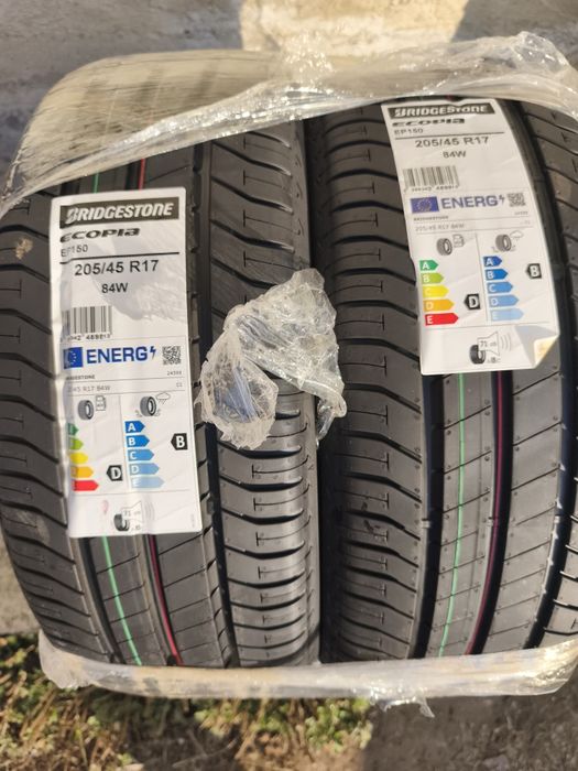 Brigestone 205/45/R17