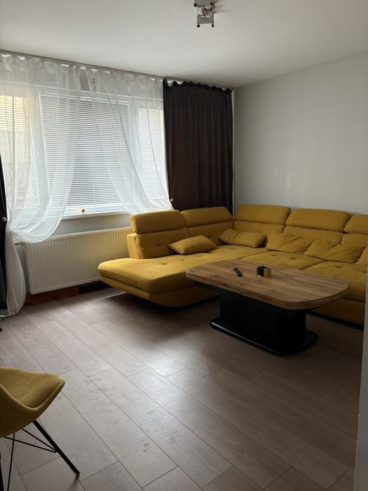 Продава ЕТАЖ ОТ КЪЩА, Център