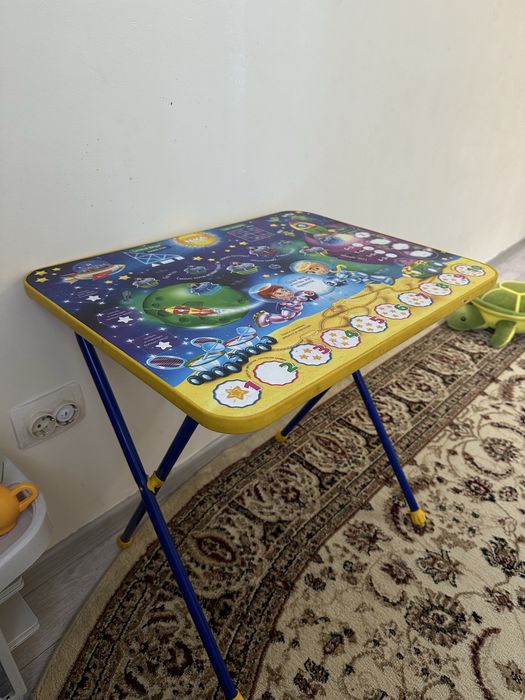 Продам детский стол 5000тг