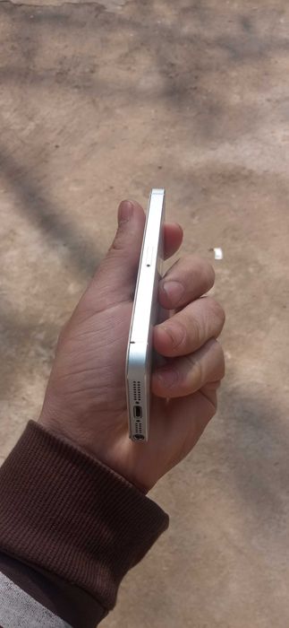Ipxone 5s  sotiladi