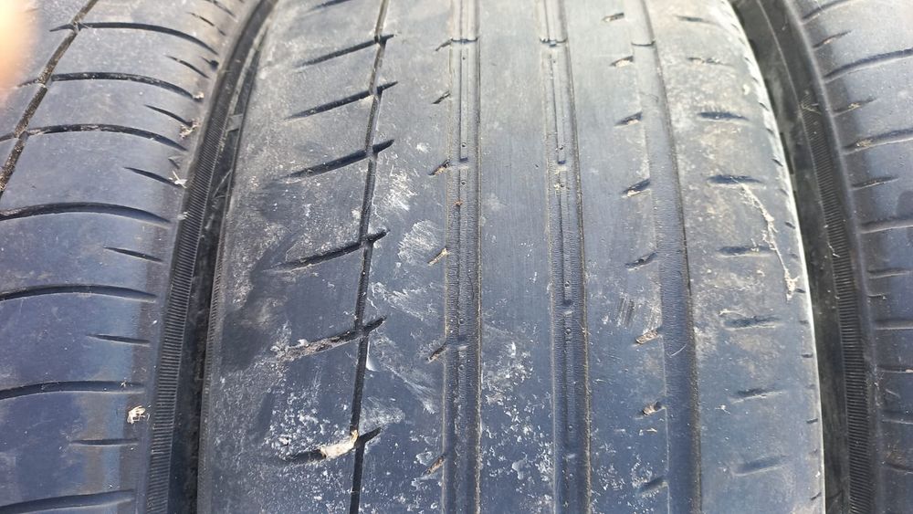 Продам шины лето R17