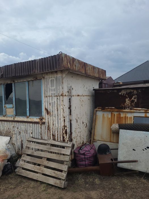 Продам киоск металлический