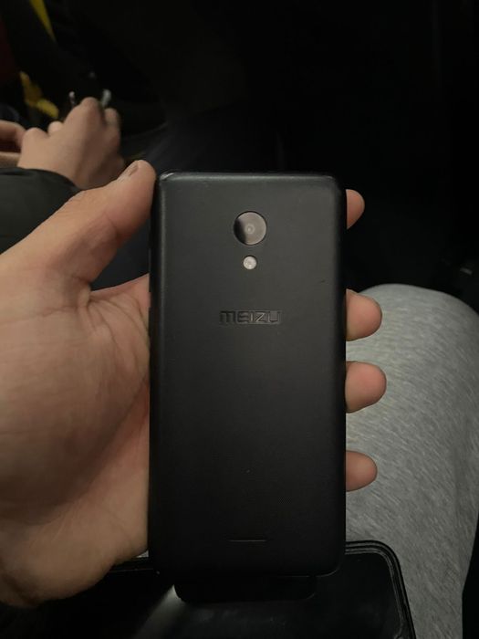 Продам телефон meizu
