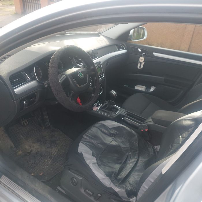 Skoda superb 2011
