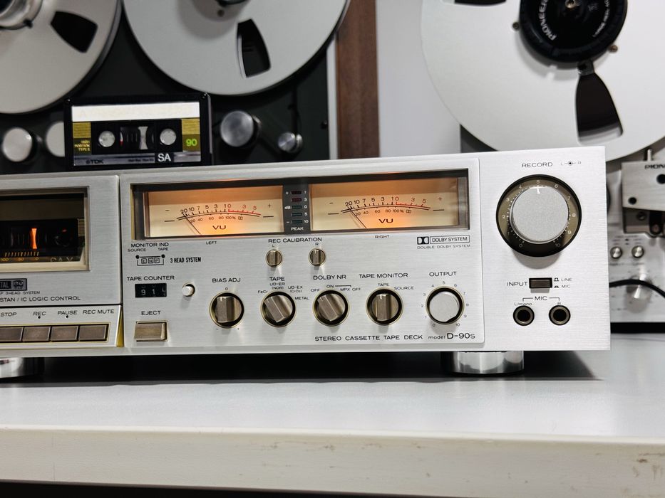 Deck cap de serie HITACHI D-90S,BIAS adj,REC calibrare,sunet deosebit