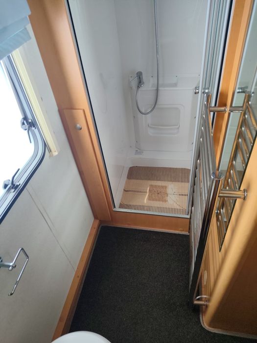 Rulota Elddis pat fix frantuzesc 4 5 persoane