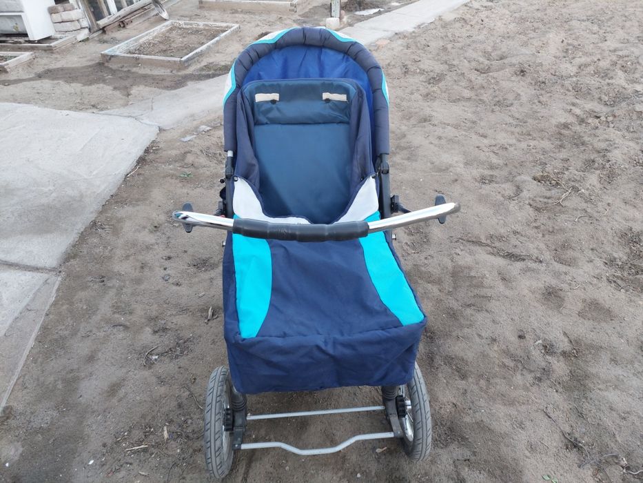 Продам детскую коляску.