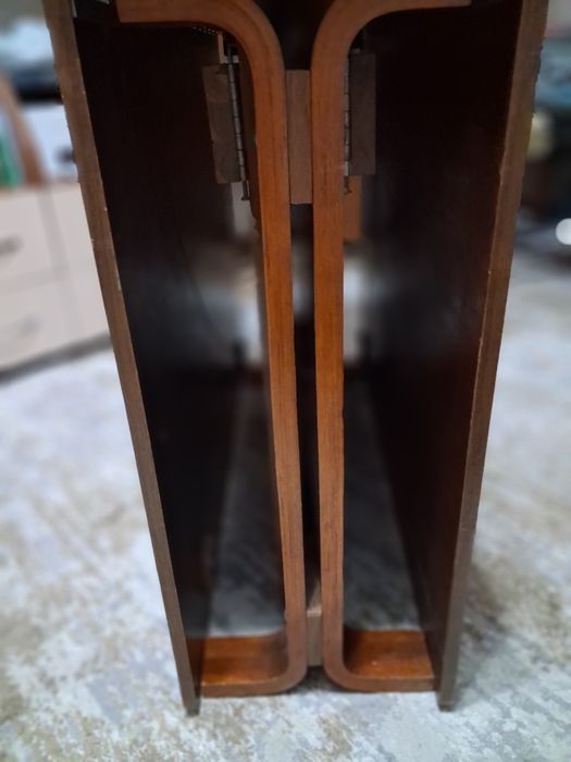 Продам стол книжка раскладной