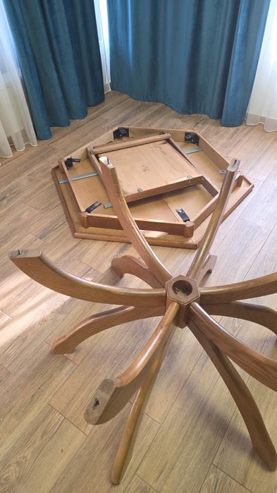 Masa stejar extensibila