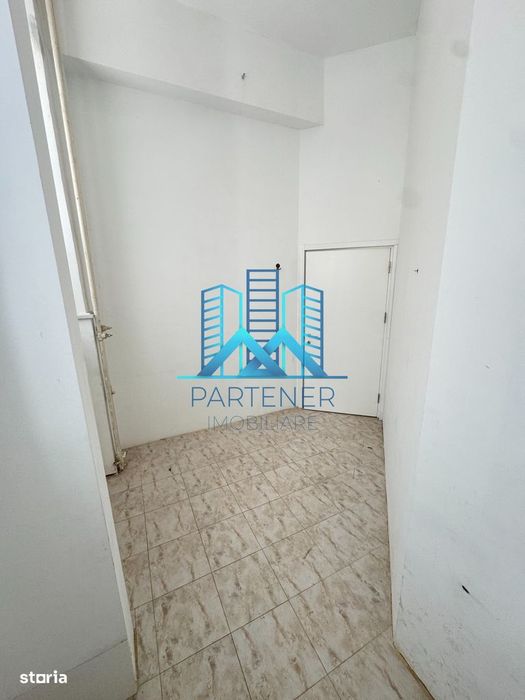 Spatiu comercial 110 mp Galeriile Stefan cel Mare - Centru