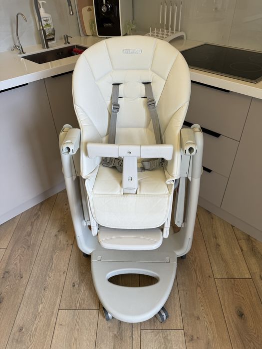 Стульчик для кормления Peg Perego Tatamia