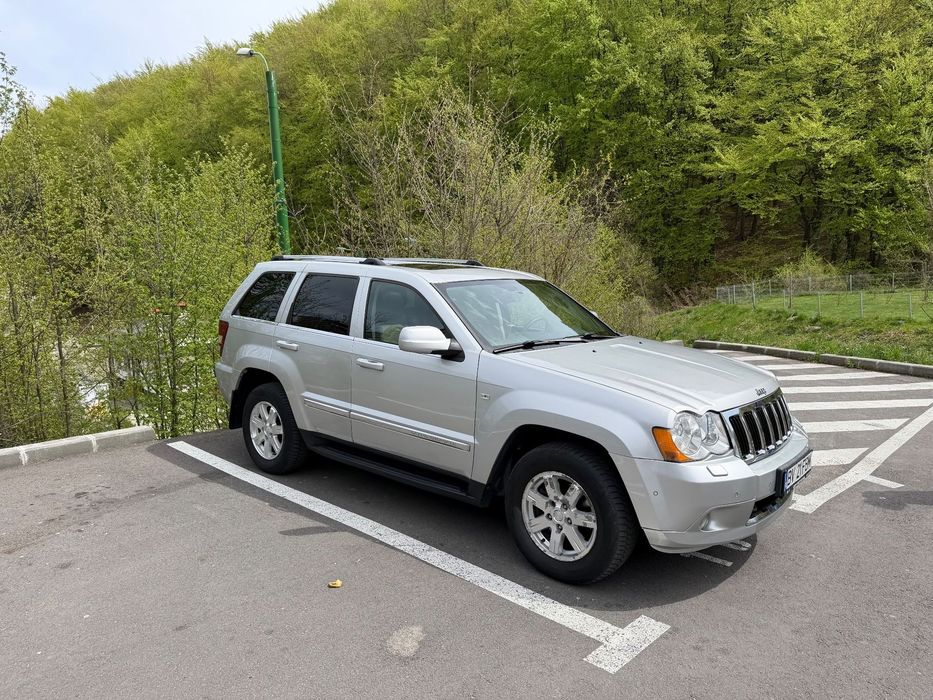 Jeep Grand Cherokee Vand Jeep Grand Cherokee , al doilea proprietar Istoric Jeep Brasov