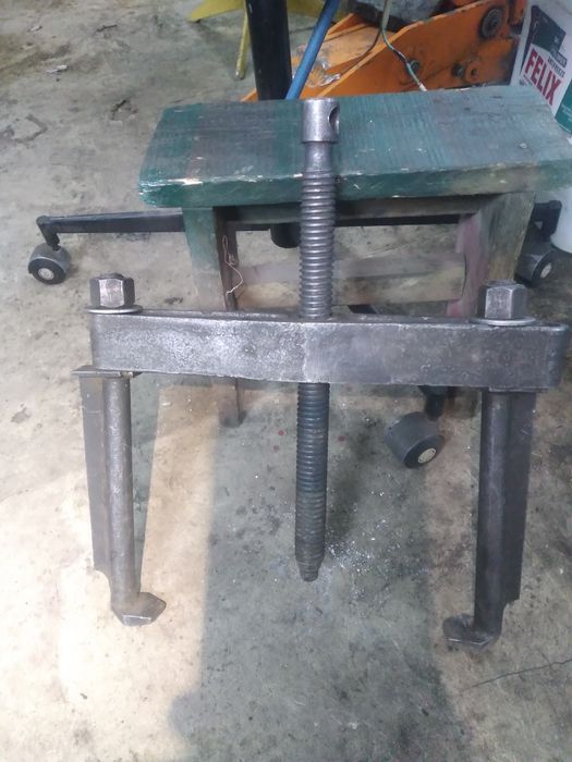 Продам съемник СССР