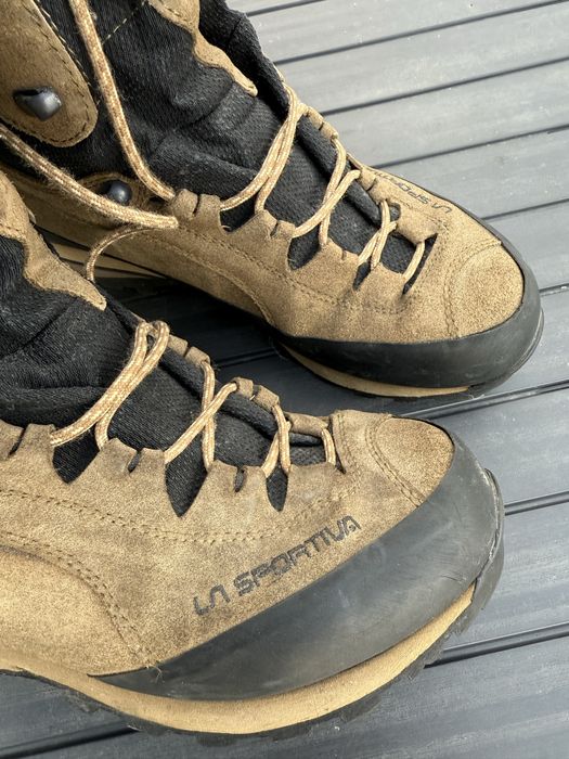 La Sportiva ловни обувки 43 номер
