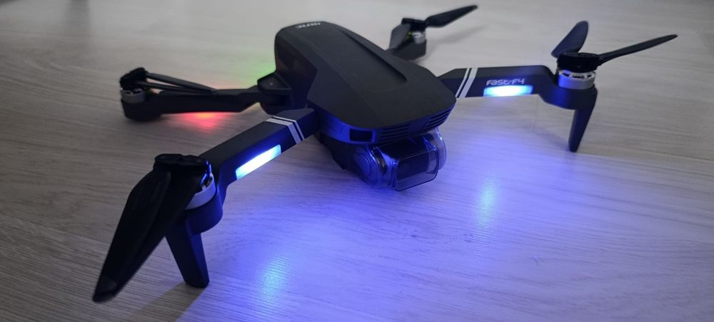 Dronă 4VRC Fast-F4