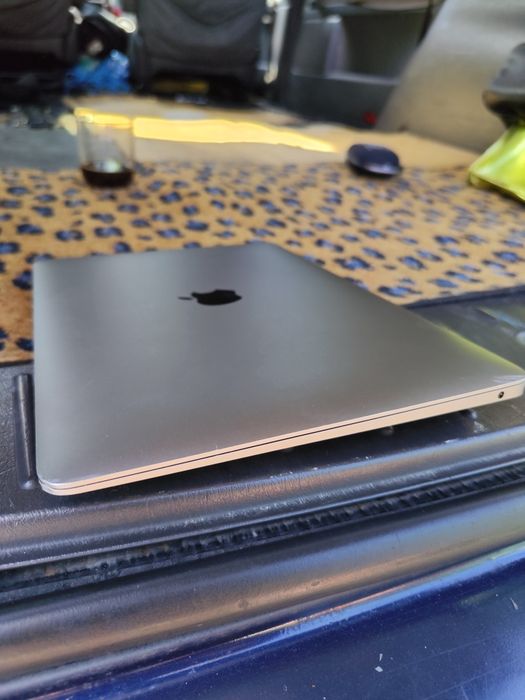 Macbook Air  2020