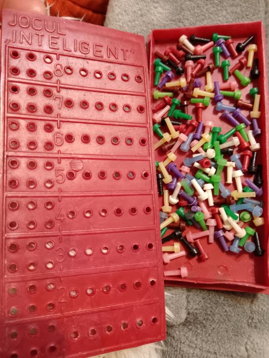 Joc inteligent perioada comunistă