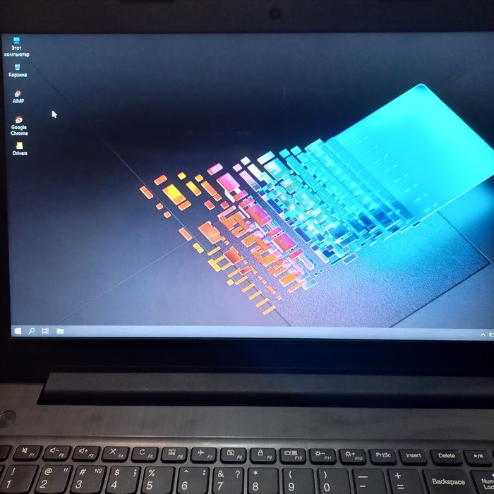 Ноутбук Lenovo i3