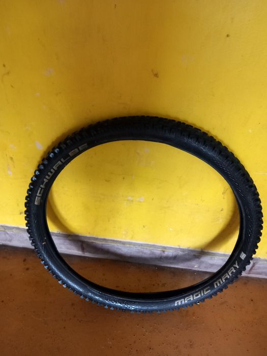 Продавам 2 гуми за колело