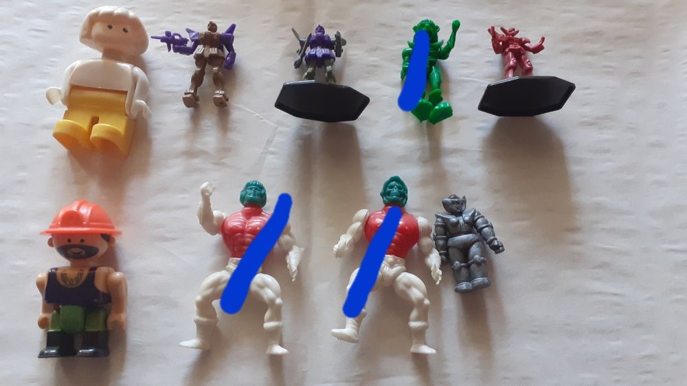 Играчки от шоколадови яйца и други