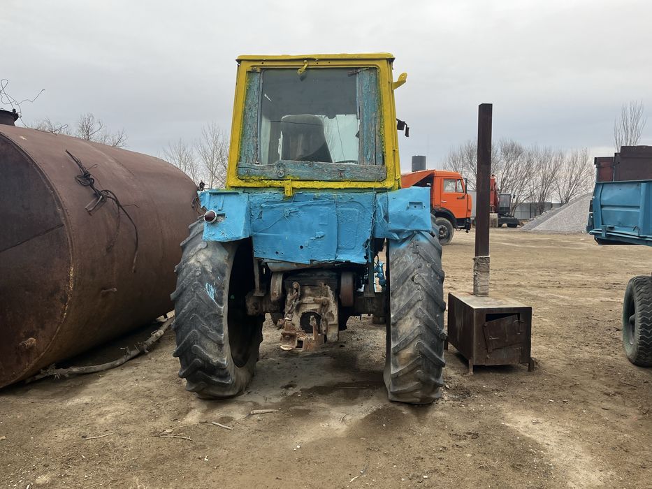 Срецтехника трактор сатылады прицеппен бірге