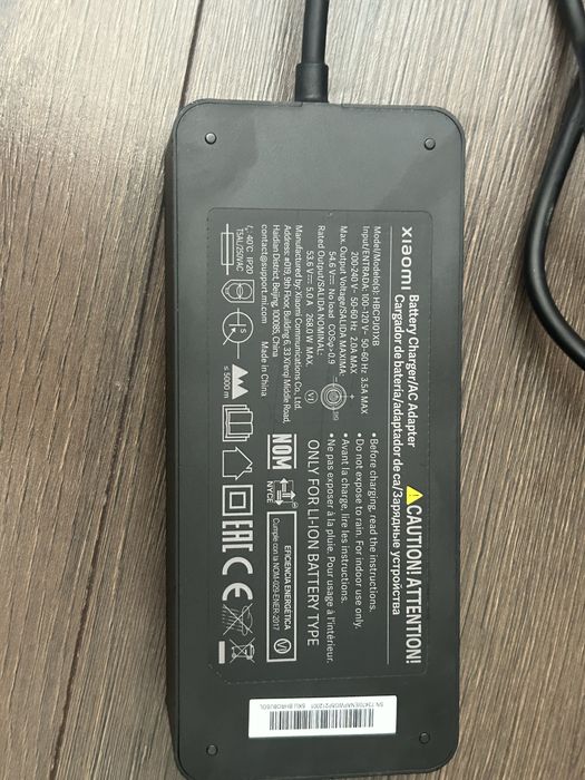 Incarcator trotineta Xiaomi Fast Charger 2