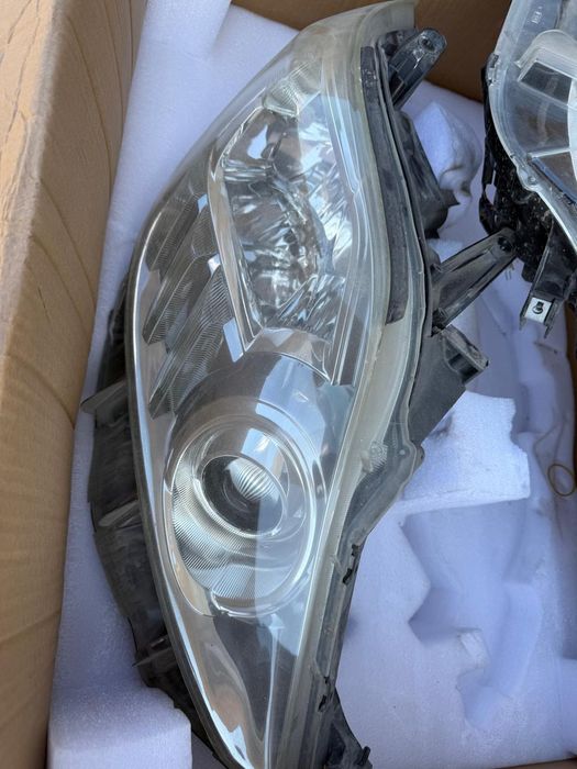 Фары на Альфард 2011год