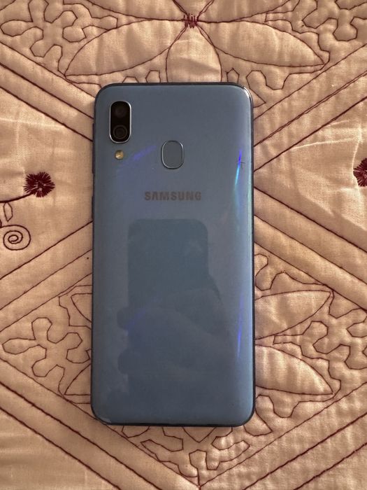 Vand Samsung A40