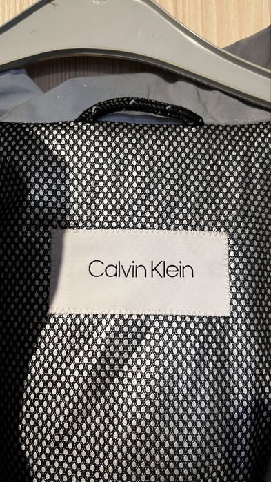 geaca calvin klein originala