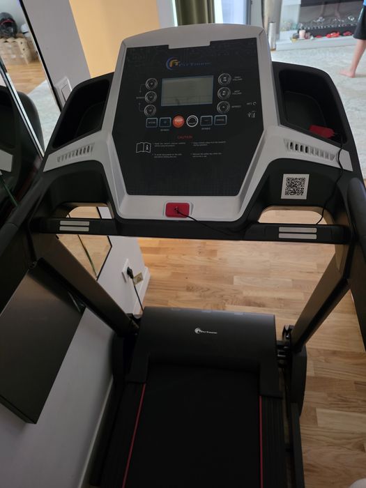 Vand banda alergat Fit Tronic in garantie