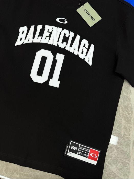Tricou Balenciaga , calitate premium , pe comanda , nou , XL