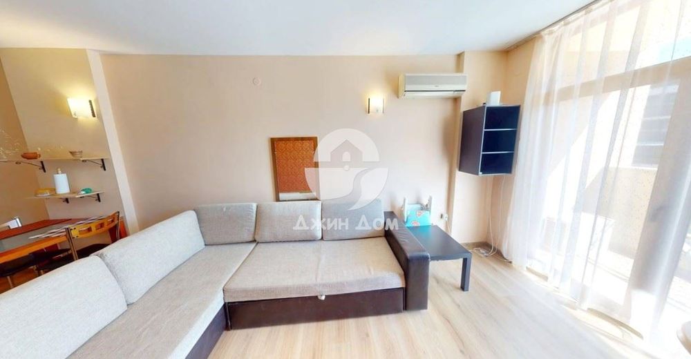 Продава се Двустаен апартамент в к.к. Слънчев бряг - 67 кв.м за 1120 €/кв.м - Снимка #1