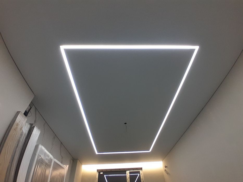 Натяжные потолки. Слив воды. Софиты в подарок