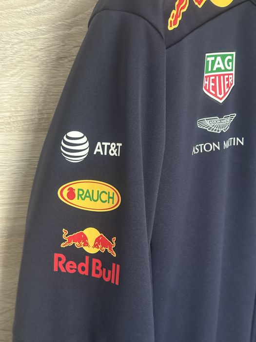 Vând geacă Red Bull Racing F1