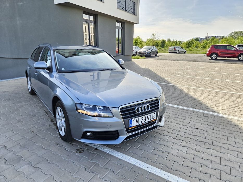 Audi A4 B8 an 2008 motor 2.0 tdi 140 cp cutie viteze manuala