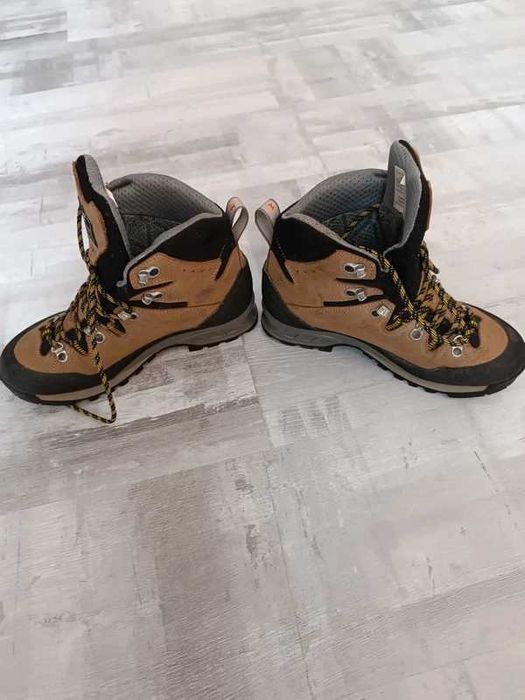 Bocanci drumetie impermeabili Garmont Nebraska membrana Gore-tex