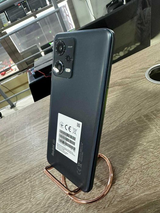 Телефон Xiaomi Redmi 12 4GB RAM / 128GB ROM