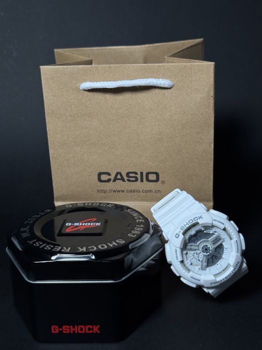 Casio G-Shock  GA-110 Alb