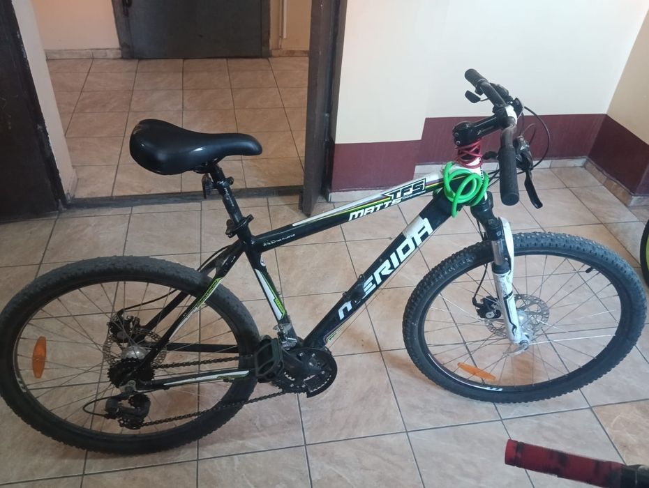 Велосипед Merida тормоза не работают