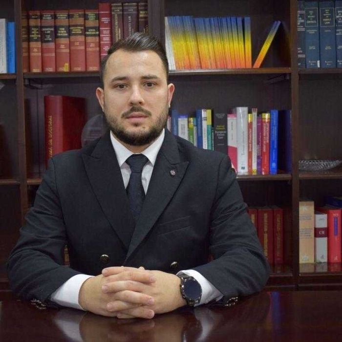 Avocat - servicii juridice de înaltă calitate